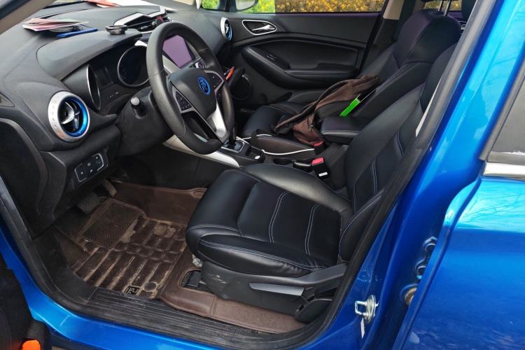 Used BYD Yuan New Energy 2019 EV360 Smart Connect Leading Model Left Front Seat