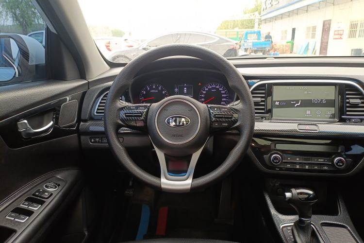 Used Kia K4 2017 1.8L Automatic GLS Special Steering Wheel