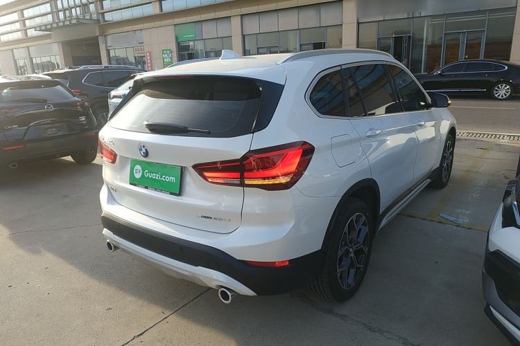 Used BMW X1 2022 sDrive20Li Fashion Model Rear Right 45 Deg