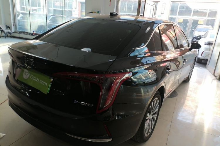 Used Hongqi E-QM5 2022 431 km Charge & Enjoy Edition