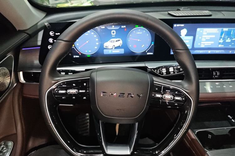 Used Chery Tiggo 8 PRO 2024 Champion Edition 390T Two-Wheel Drive Peak Version 5 Seats
