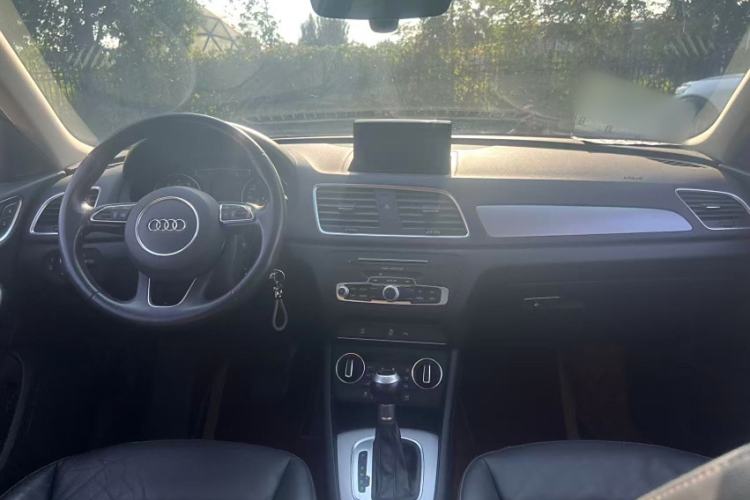 Used Audi Q3 2018 30th Anniversary Edition 30 TFSI Fashion Model
