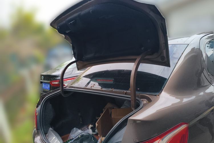 Used Peugeot 301 2014 1.6L Manual Comfort Edition