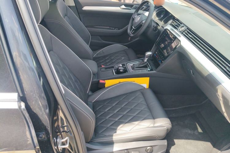 Used Volkswagen Magotan GTE Plug-in Hybrid 2020 GTE Luxury Model
