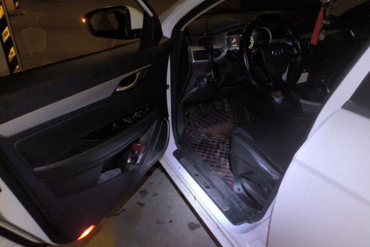 Used Geely Auto Emgrand 2018 1.5L Manual Upward Connect Edition Driver Seat