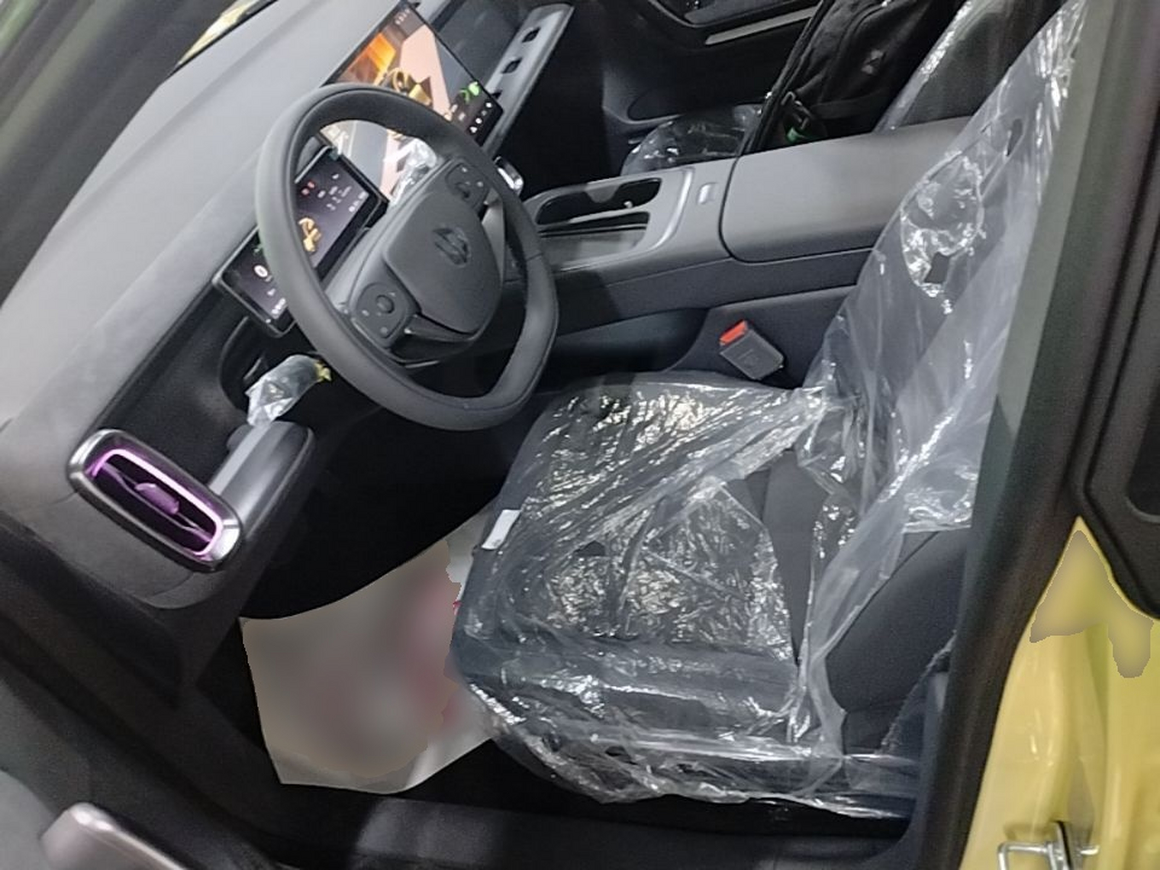 Vordere Reihe im Auto