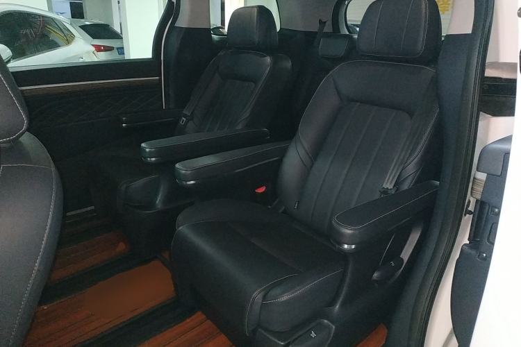 Used GAC Trumpchi M8 2020 390T Deluxe Edition
