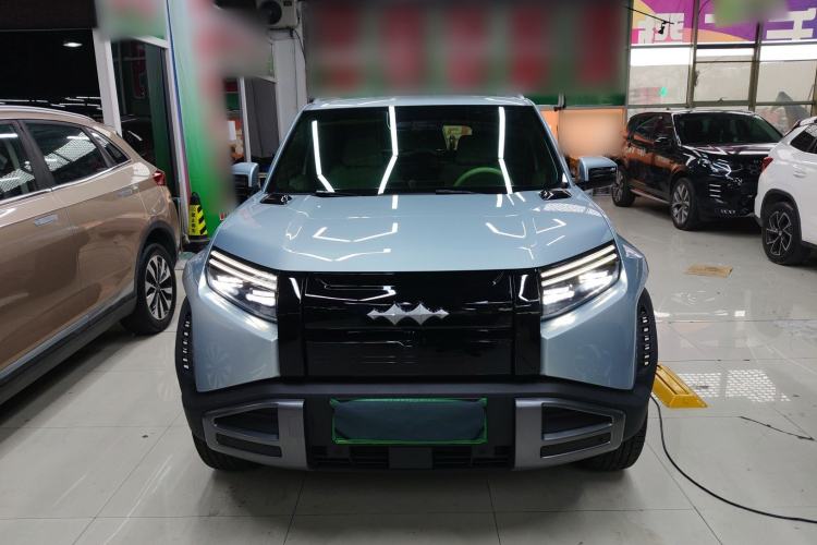 Used Formula Leopard Titanium 3 2025 501 km Range Rear-Wheel Drive Intelligent Driving Pro Version Front