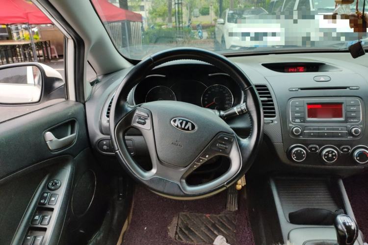 Used Kia K3 2015 1.6L Manual GLS Steering Wheel