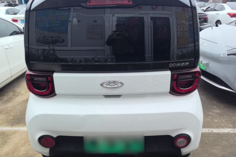 Used Chery QQ Ice Cream 2022 170km Sundae Phosphate Lithium-Ion

