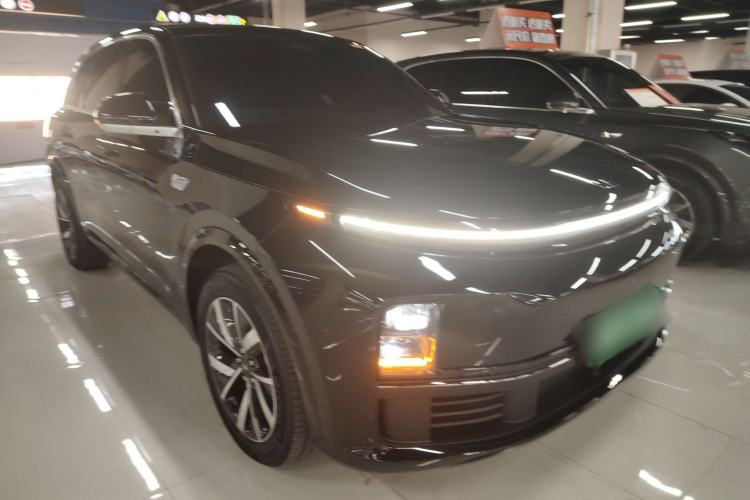 Used Li Auto L7 2023 Air model
