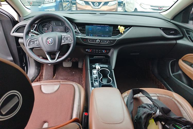 Used Buick Regal 2023 552T Smart Enjoyment Version Center Console