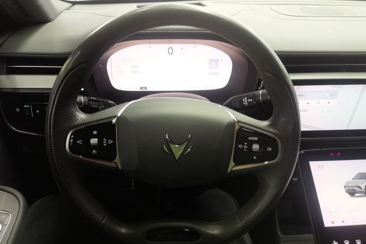 Used ARCFOX Alpha T 2023 688E+ Forest Edition 160kW Steering Wheel