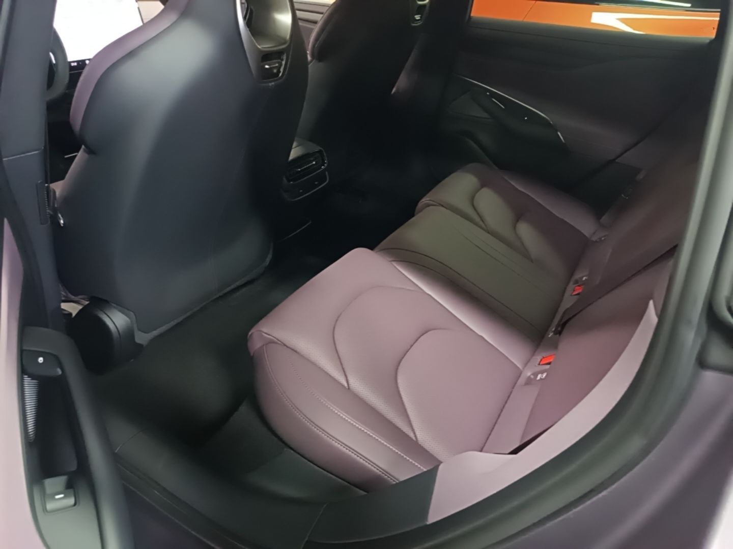 Xiaomi Auto SU7 2024 Four-Wheel Drive Ultra-Long Range Advanced Intelligent Driving Max Edition — снимка 20