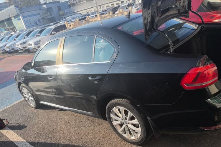 Used Volkswagen Lavida 2017 1.6L Automatic Comfort Edition