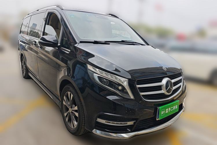 Used Mercedes-Benz V-Class 2017 V 260 Avantgarde Edition