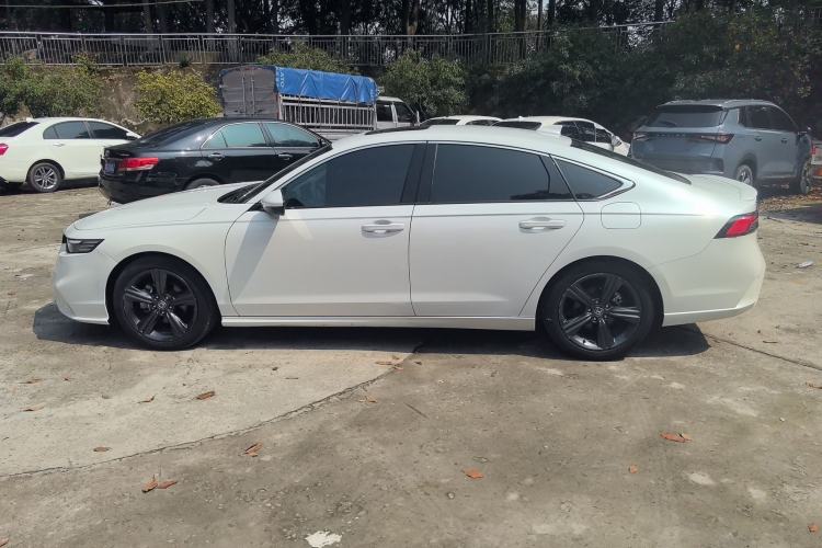 Used Honda Inspire 2023 260TURBO Deluxe Edition Exterior 2