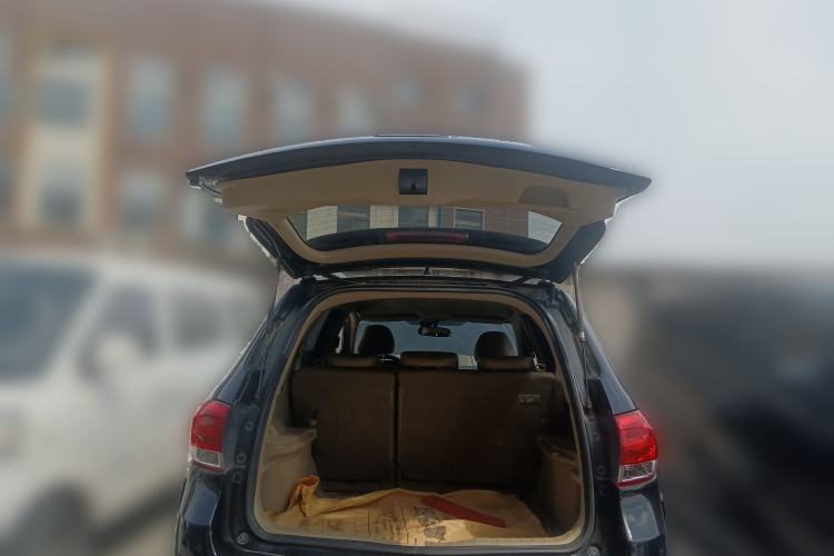 Used Haval H6 2012 1.5T Manual Two-Wheel Drive Elite Model Trunk