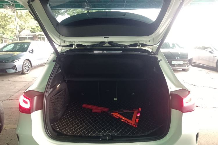 Used Mercedes-Benz EQA 2022 EQA 300 4MATIC Launch Edition
