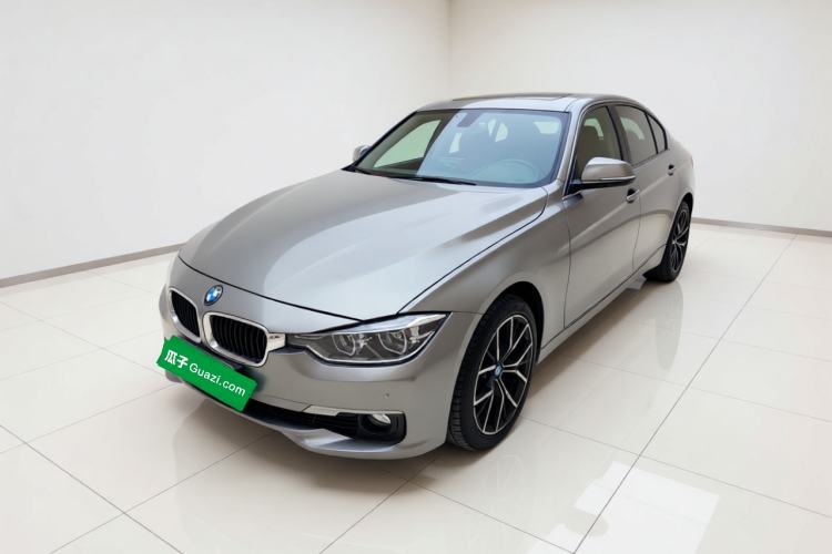 Ojetý BMW 3 Series 2016 320Li Luxury Design Package