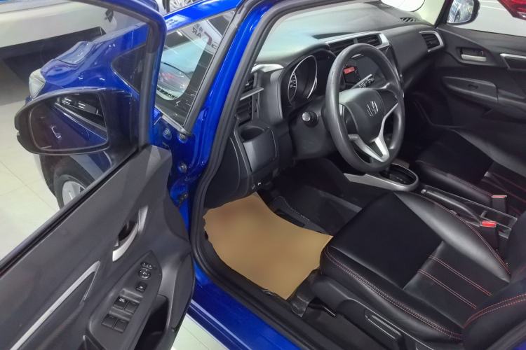 Used Honda Fit 2014 1.5L SE CVT Fashion Model
