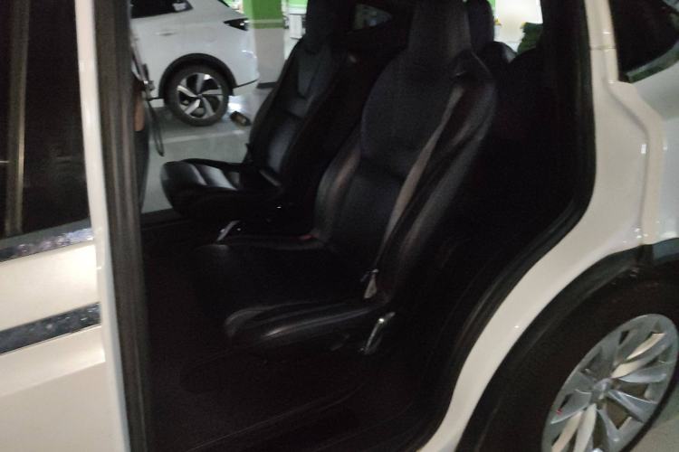 Used Tesla Model X 2020 Long-Range Upgrade Version Left Rear Seat
