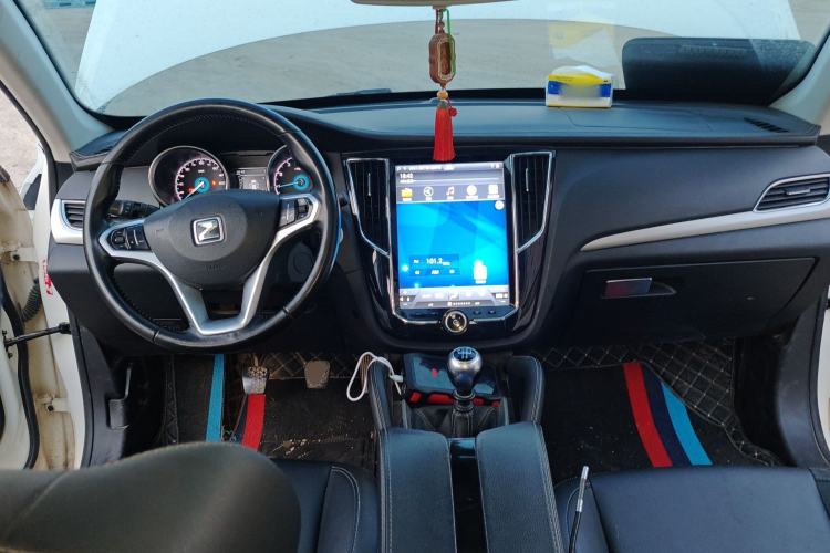 Used Zotye SR7 2016 1.5T Manual Cube Heart Edition China IV Standard
