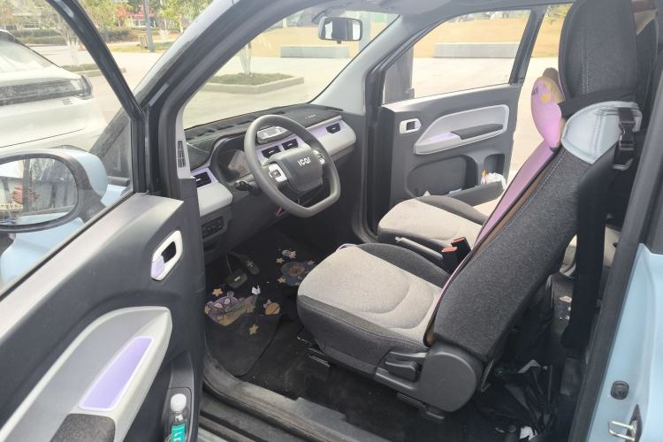 Used Chery QQ Ice Cream 2022 120km Conical Shape Lithium Iron Phosphate Driver Seat