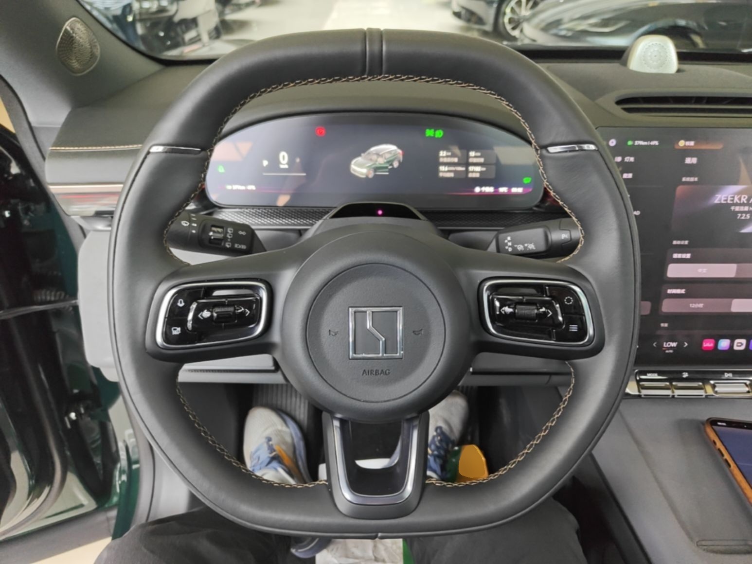 Zeekr 7X 2025 100 kWh Long-Range Rear-Wheel Drive with Intelligent Driving Features — снимка 13