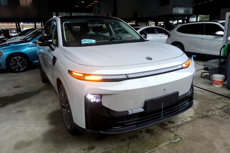 Used Leapmotor B10 2025 510 Joyful Edition
