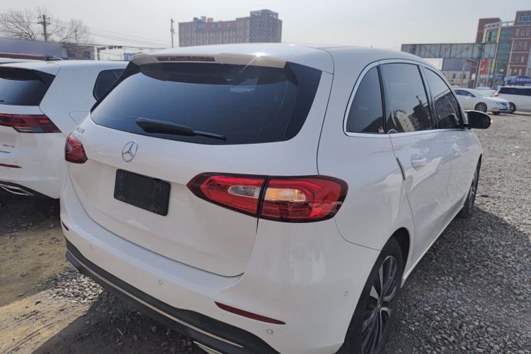 Used Mercedes-Benz B-Class 2021 B 180 Fashion Model
