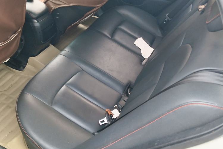 Used Bestune B70 2014 2.0L automatic luxury version
