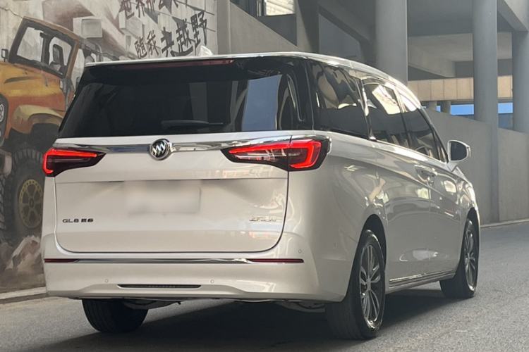 Used Buick GL8 2023 ES Lu Zun Deluxe Model
