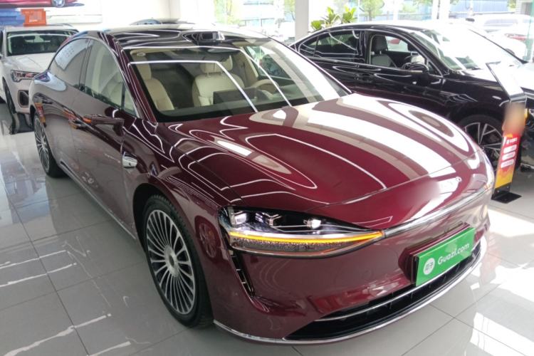 Used Hima Stelato S9 2025 Extended-Range Ultra Front Right 45 Deg