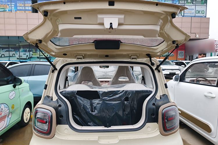 Used Bestune Pony 2025 222km Range Agile Horse
