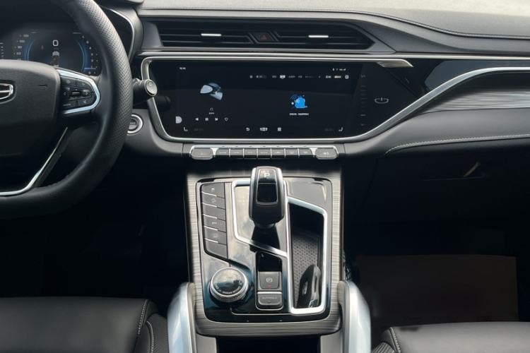 Used Geely Auto Emgrand X7 Sport 2020 1.8TD DCT Smart PRO Audio And AC Panel