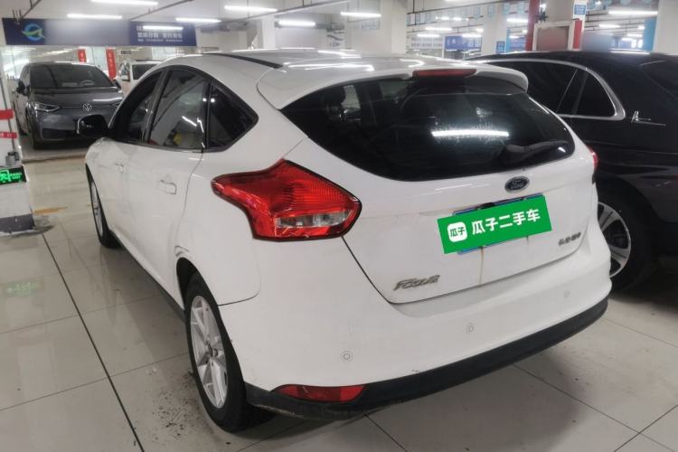 Used Ford Focus 2015 Hatchback 1.6L Automatic Fashion Edition