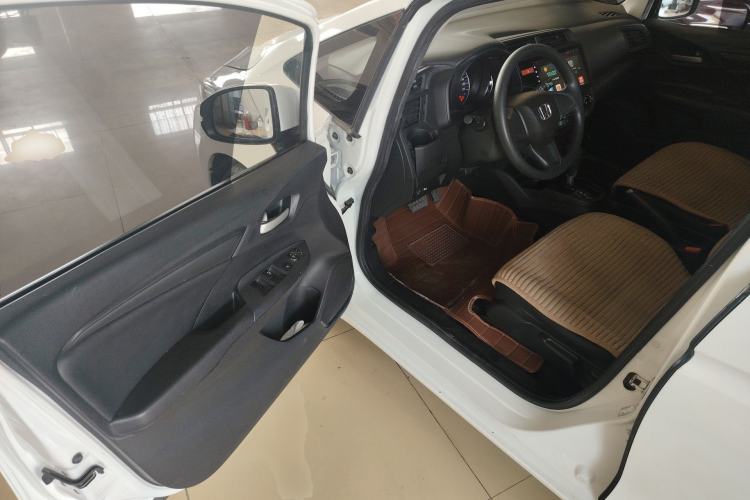 Used Honda Fit 2016 1.5L LXS CVT Comfort Sunroof Version
