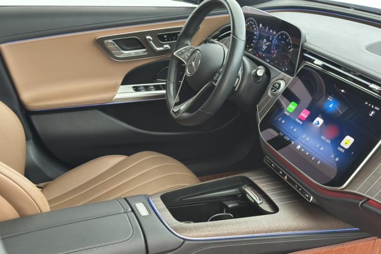 Used Mercedes-Benz E-Class 2024 E 300 L Stylish Model Interior 12