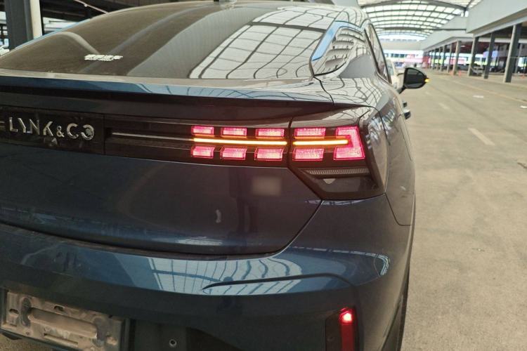 Used Lynk & Co 05 2020 2.0TD Two-Wheel Drive Shine Halo