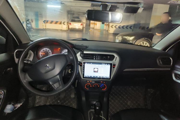 Used Peugeot 301 2014 1.6L Manual Comfort Edition Center Console