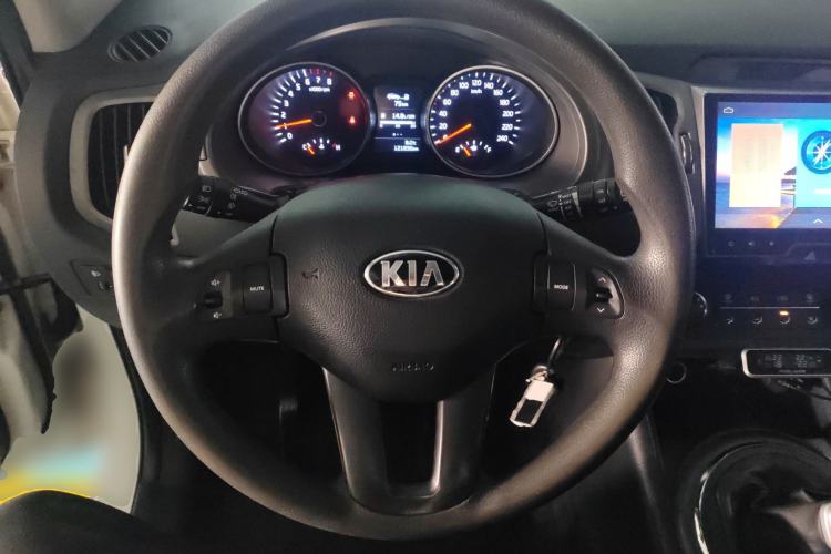 Used Kia Sportage R 2016 2.0L Manual Two-Wheel Drive GL Trim
