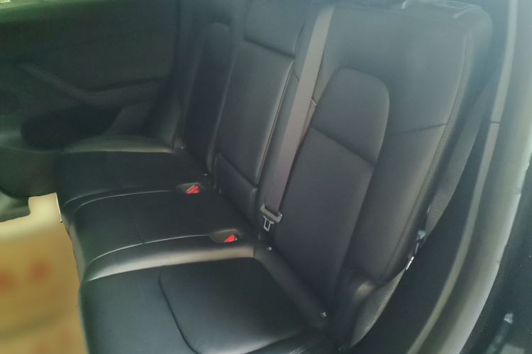 Used Tesla Model Y 2023 Rear-Wheel-Drive Version