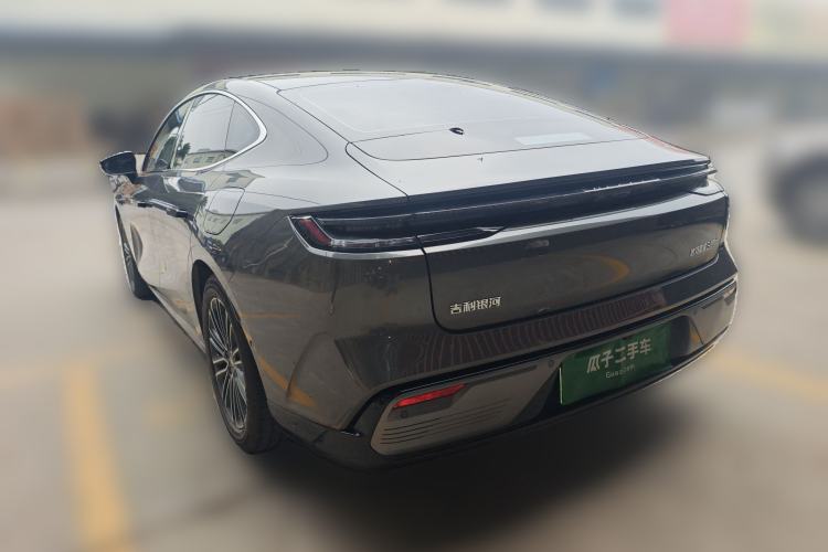 Used Geely Galaxy 8 2025 130km EM-i Prestige Edition
