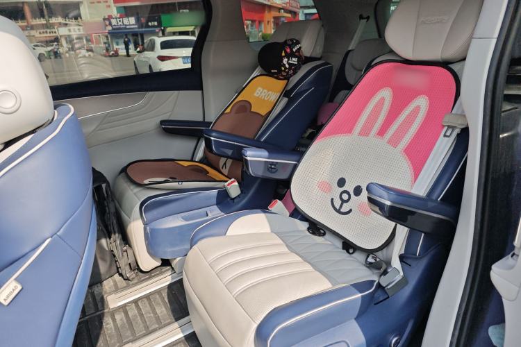 Used Roewe iMAX8 2022 400TGI Celebration Edition Left Rear Seat