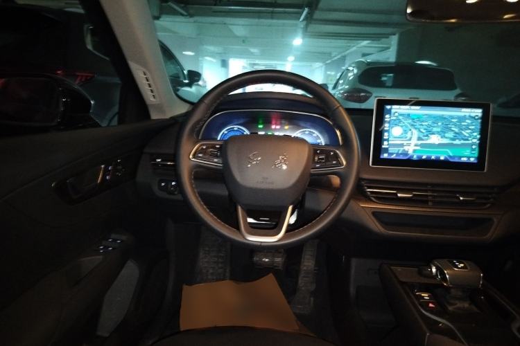 Used Hongqi E-QM5 2022 431 km Charge & Enjoy Edition Steering Wheel