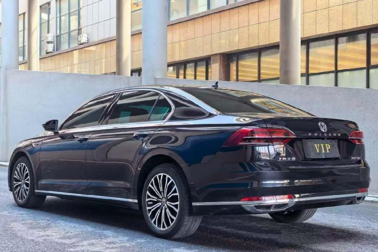 Used Volkswagen Phideon 2018 Revised Version 380TSI Two-Wheel Drive Business Edition Exterior 2