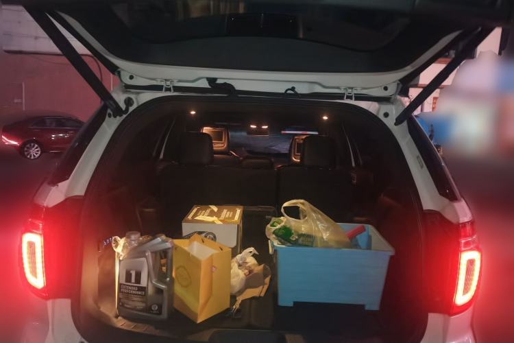 Used Ford Explorer 2013 3.5L Deluxe Model
