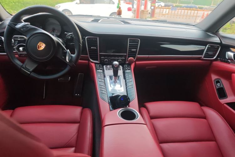 Used Porsche Panamera 2014 Panamera S Executive 3.0T Center Console