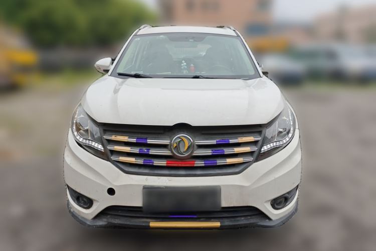 Used Dongfeng Fengon 580 2016 1.5T Manual Luxury Edition
